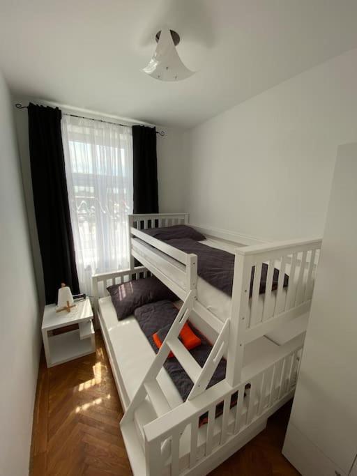 Herrenhaus Hoeniger Flughafen 11min/wienmitte 12min Appartement